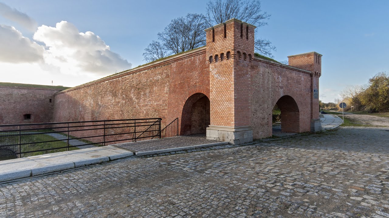 Twierdza Kostrzyn - Bastion Filip