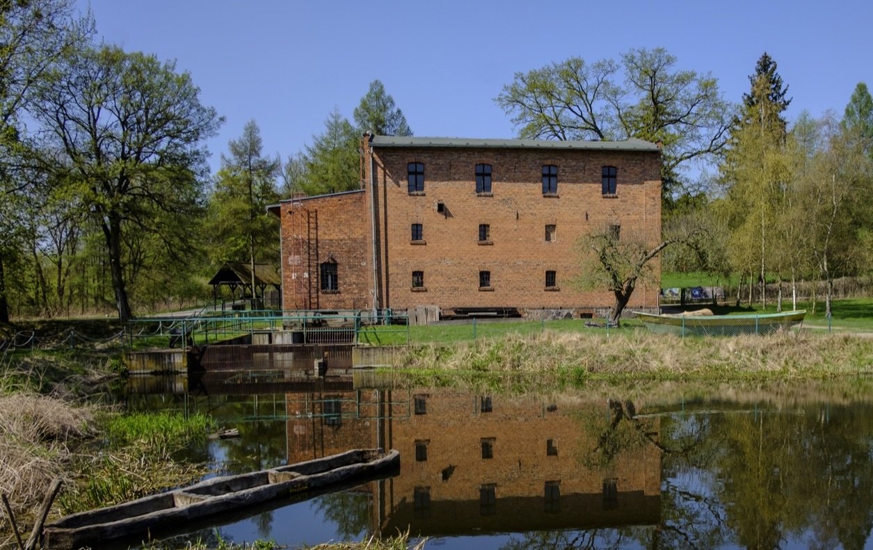 Muzeum Młynarstwa i Wodnych Urządzeń Przemysłu Wiejskiego w Jaraczu - Fort VII 
